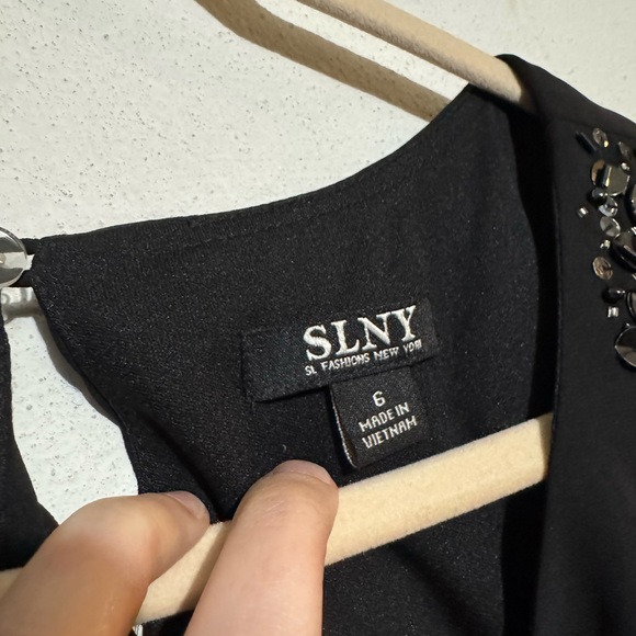 SLNY Black Beaded Chiffon Sheer Formal‎ LBD Dress Size 6  Gothic MOTB Funeral - Picture 5 of 6